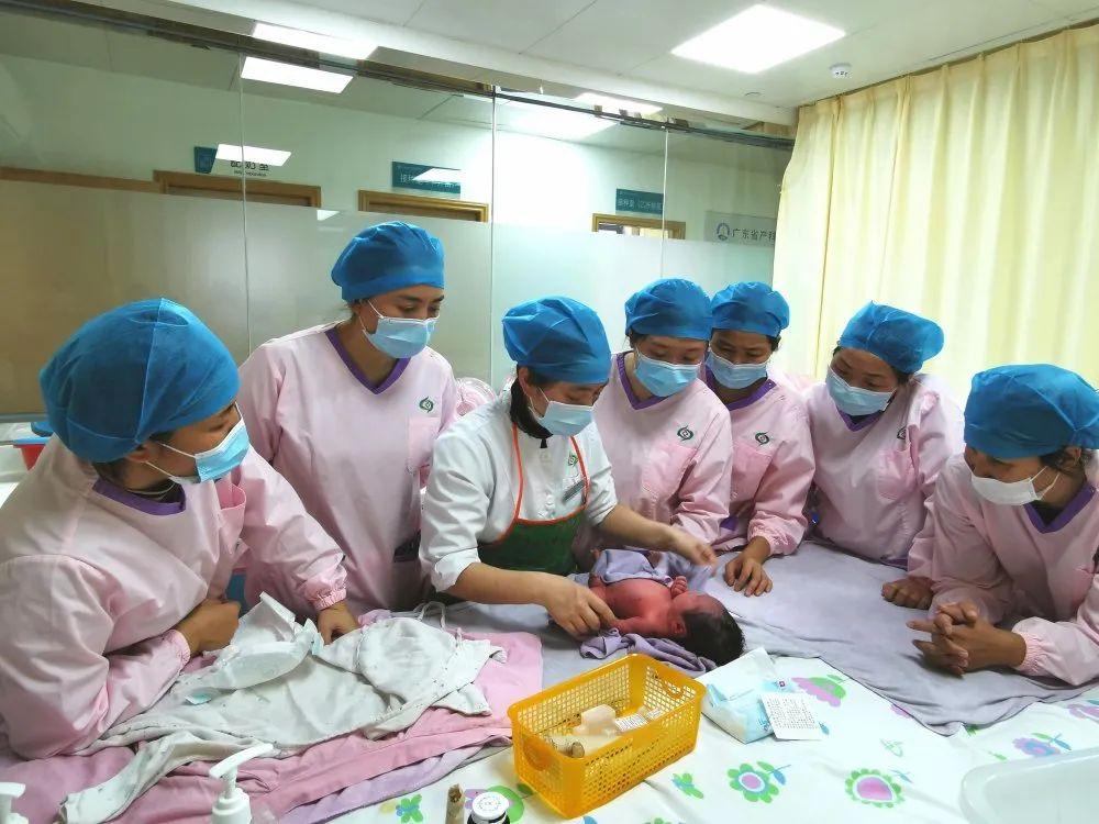 蔚县妇婴监护型护送